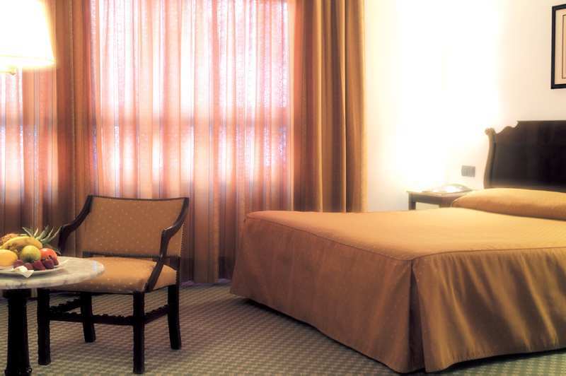 B&B Hotel Vitoria General Alava Værelse billede